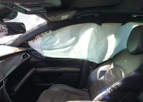 2017 Cadillac Ct6 Platinum z USA, uszkodzony, nr VIN 1G6KL5RS2HU125381